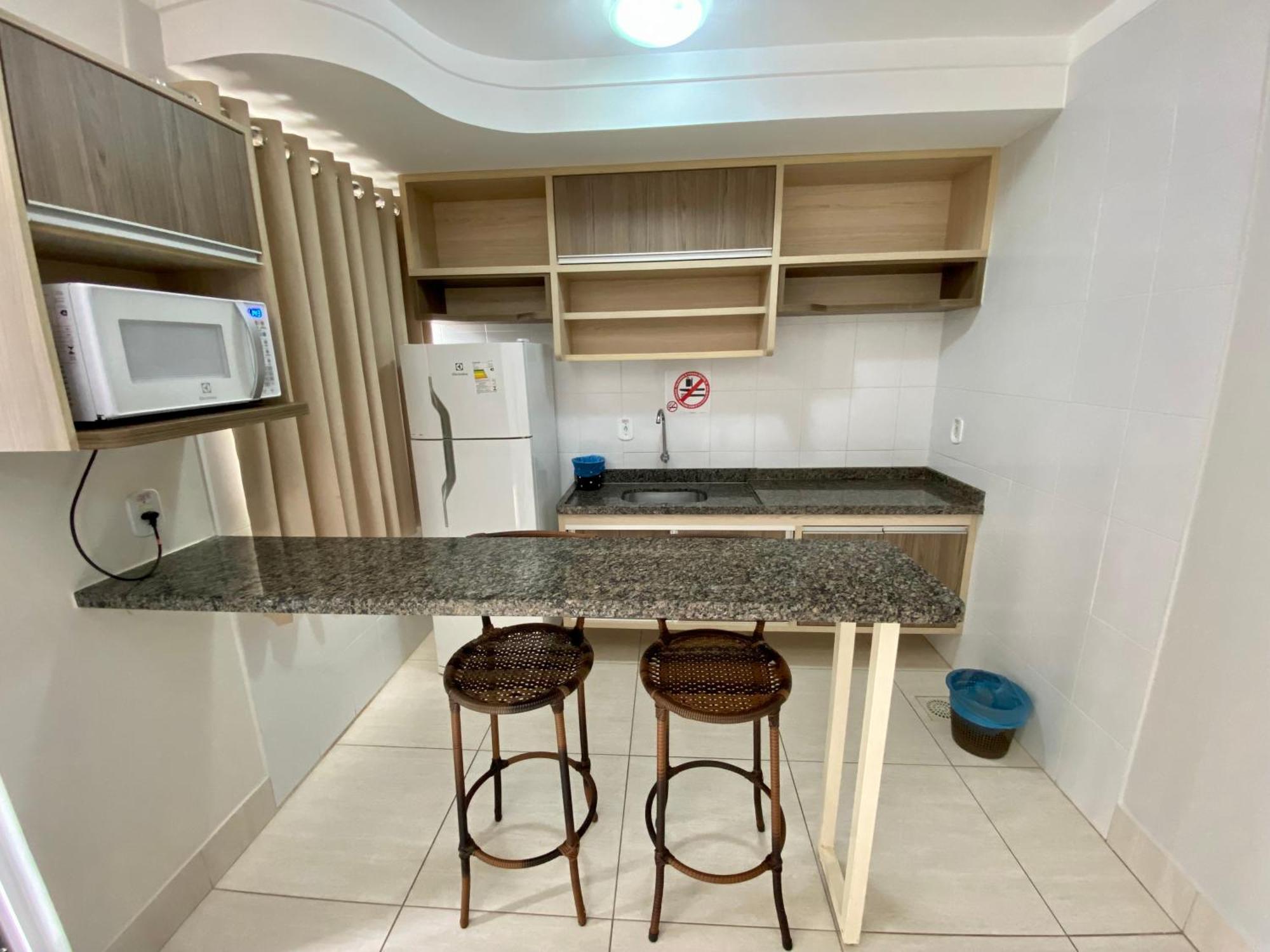 Di Roma Lacqua Park 24h, Com Roupas De Cama E Banho Caldas Novas